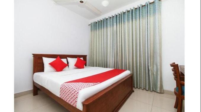 Reliance Hotel Boralesgamuwa エクステリア 写真